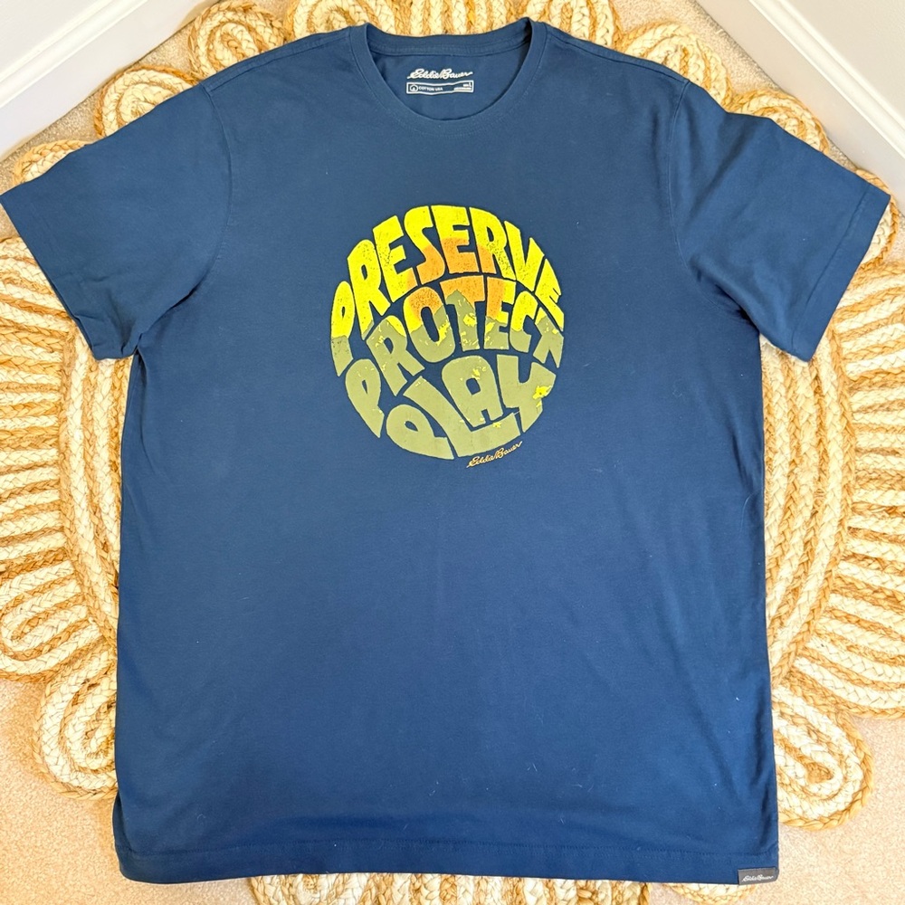 Eddie Bauer Blue and Yellow Psychedelic Short Sleeve Tee‎